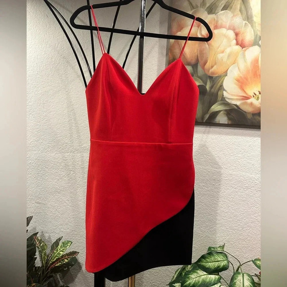 Alice + Olivia Black/Red Amina Mini Dress size 10 - Picture 7 of 16
